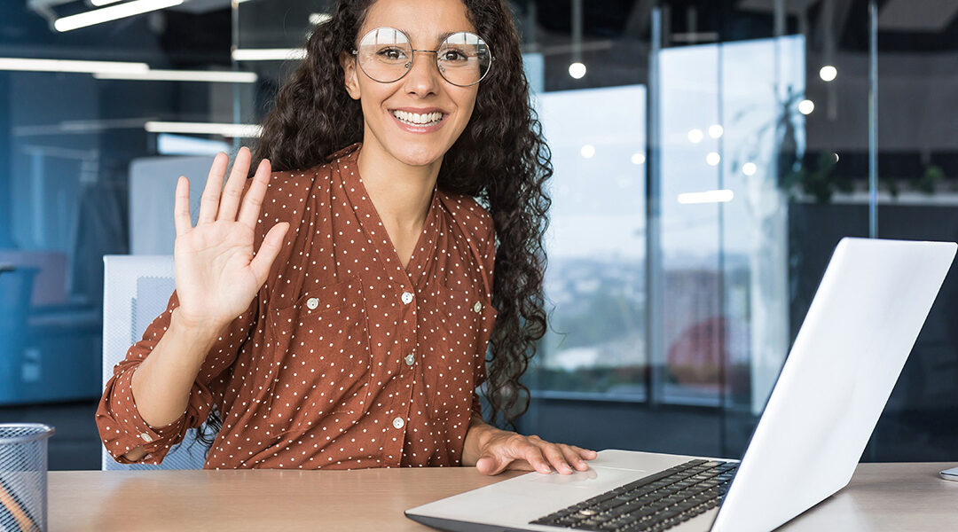 Hiring Contractors vs Employees: What the IRS Is Paying Attention To Now