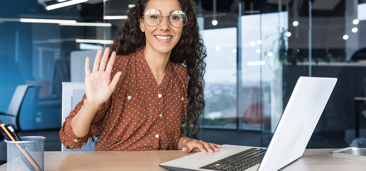 Hiring Contractors vs Employees: What the IRS Is Paying Attention To Now